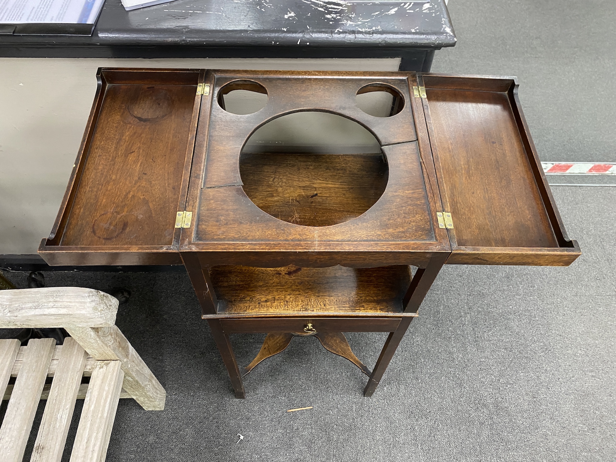 A George III mahogany enclosed washstand, width 38cm, depth 37cm, height 87cm